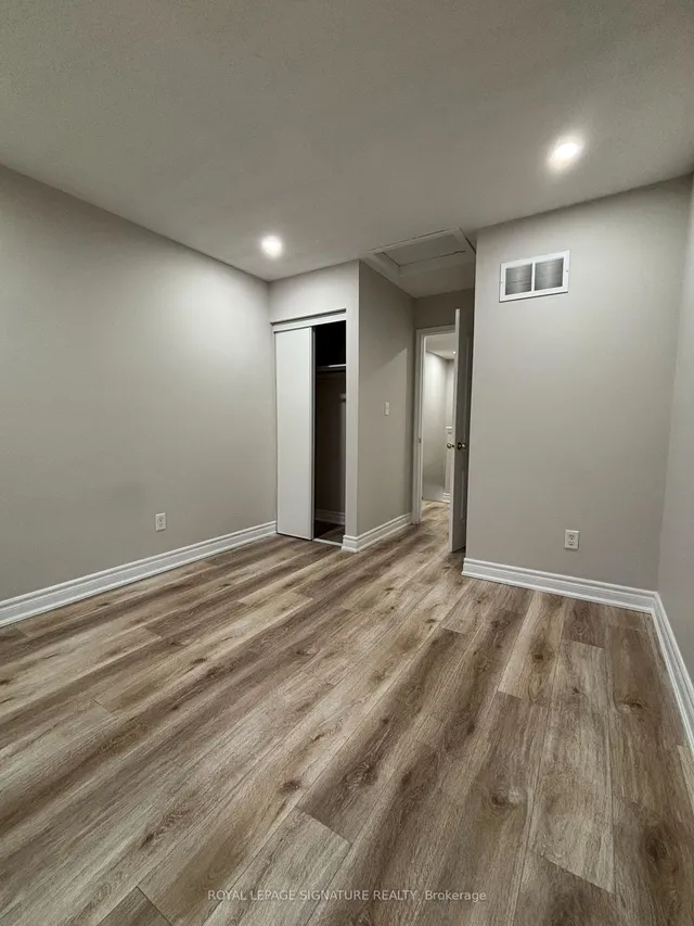 Additional image 18 of 17 Levida St