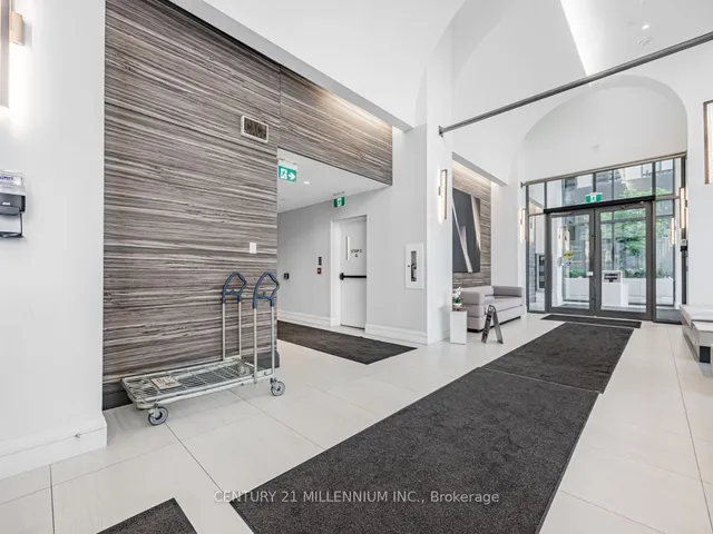 Additional image 22 of 39 Roehampton Ave Unit 1203