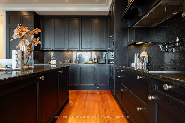 Additional image 26 of 311 Bay St Unit 5104