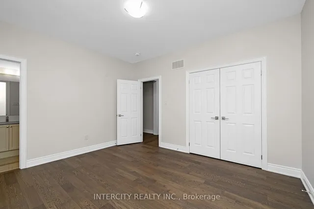 Additional image 35 of 43 Goodview Dr