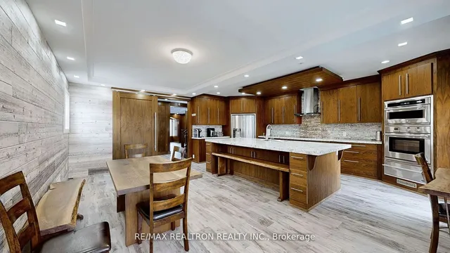 Additional image 11 of 14 Kecala Rd