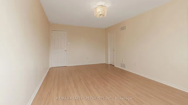 Additional image 18 of 42 Caruso Dr