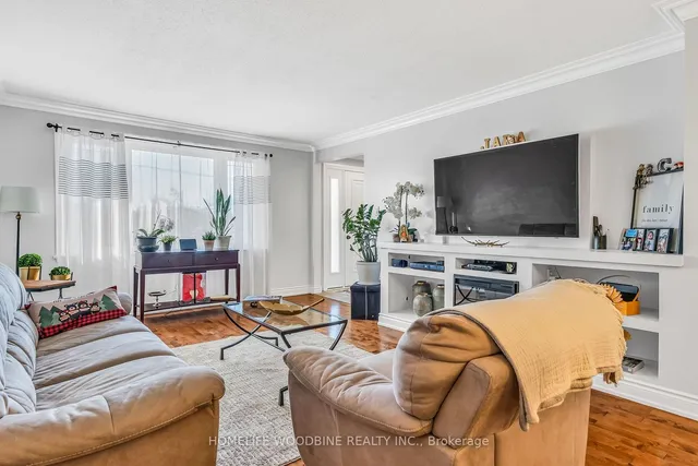 Additional image 2 of 2 Buttercup Crt