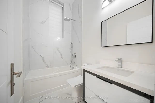 Additional image 23 of 32 Florence Ave