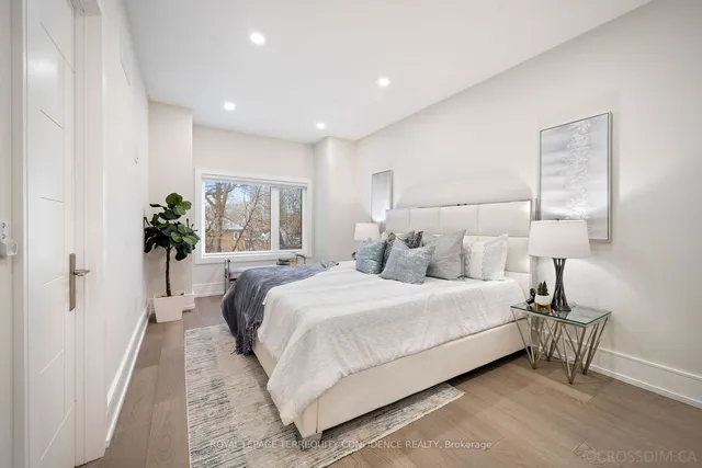 Additional image 12 of 32 Florence Ave