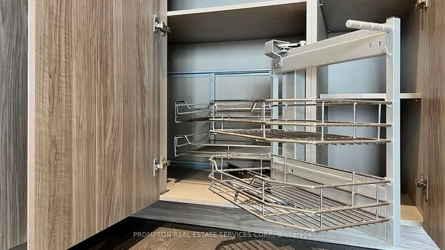 Additional image 21 of 27 McMahon Dr Unit 2908