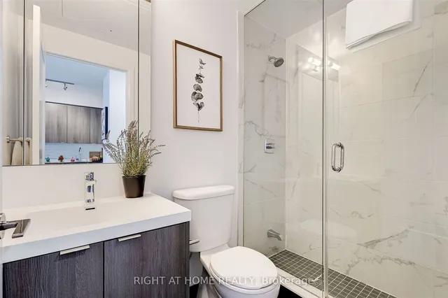 Additional image 25 of 101 Erskine Ave Unit 804