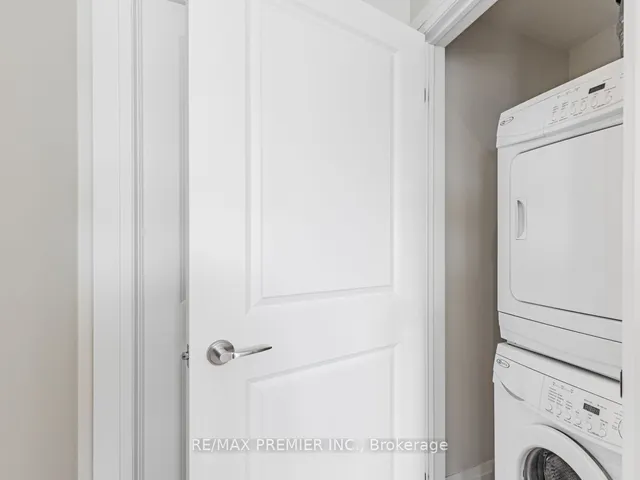 Additional image 17 of 473 Dupont St Unit 5