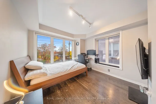 Additional image 15 of 651F Warden Ave Unit 48