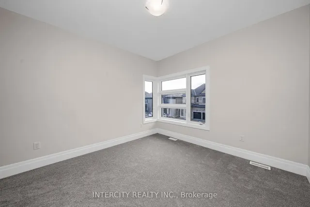 Additional image 22 of 65 Claremont Dr