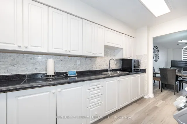 Additional image 5 of 25 Sunrise Ave Unit 1404