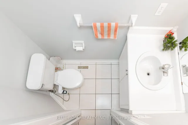 Additional image 15 of 24 Seaside Circ