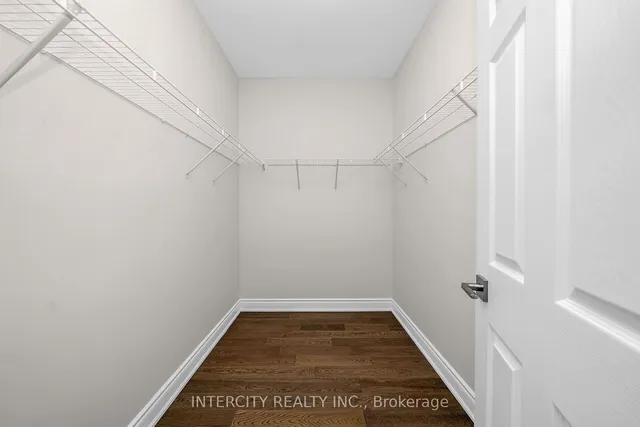 Additional image 26 of 43 Goodview Dr