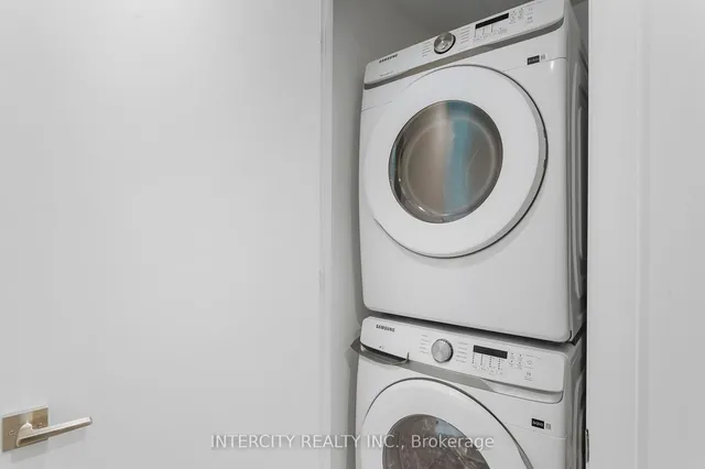 Additional image 23 of 195 McCaul St Unit 1211