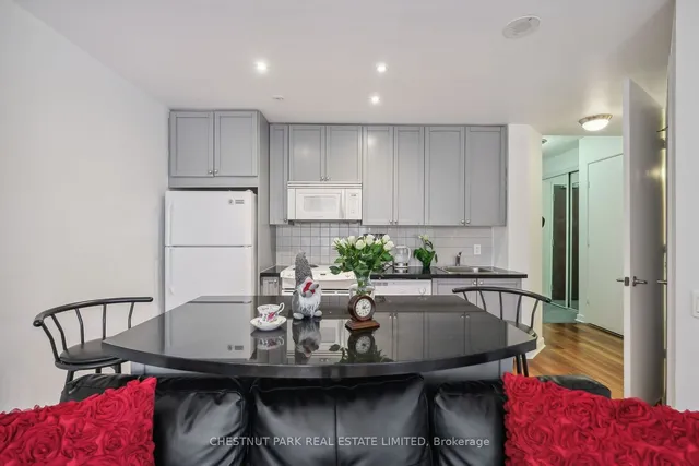 Additional image 10 of 85 Bloor St Unit 1014