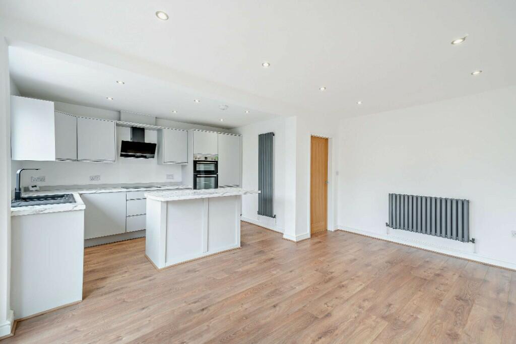 Additional image 4 of Kingsway, Burnley, Lancashire, BB11