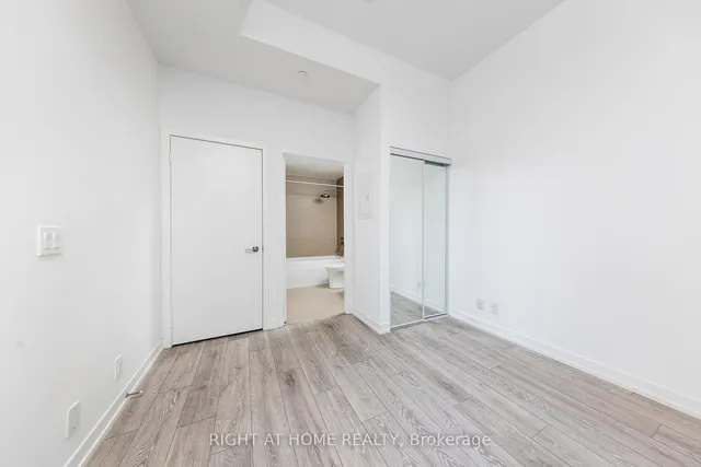 Additional image 17 of 55 Mercer St Unit 605