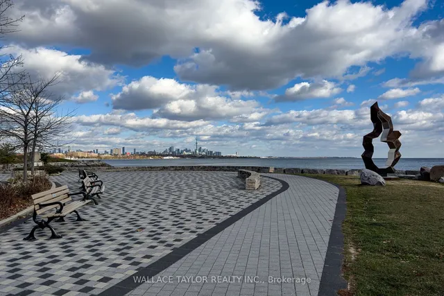 Additional image 22 of 2045 Lake Shore Blvd Unit 1612