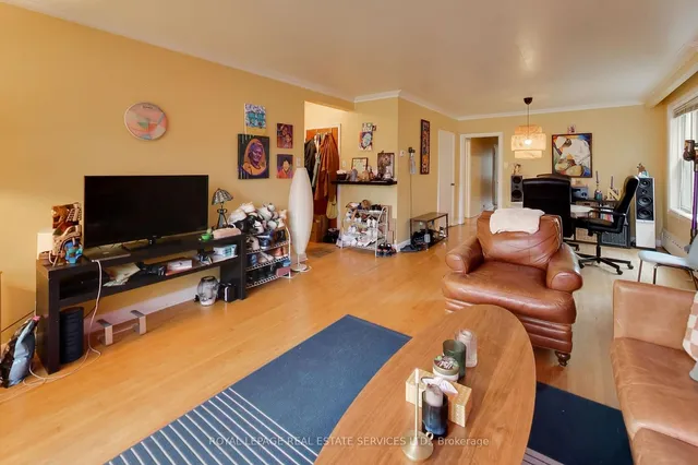 Additional image 6 of 118 High Park Ave