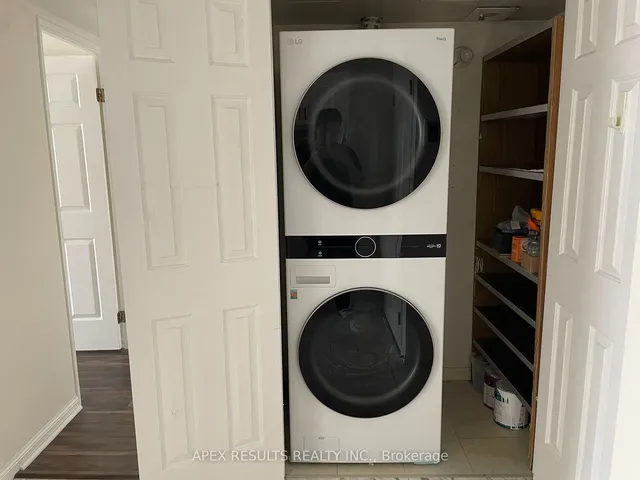 Additional image 36 of 7 Carlton St Unit 1711