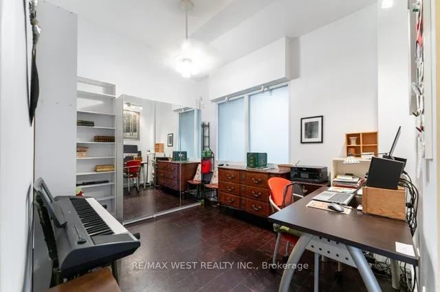 Additional image 19 of 437 Roncesvalles Ave Unit 503