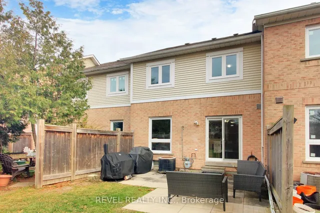 Additional image 28 of 20 Wickstead Crt