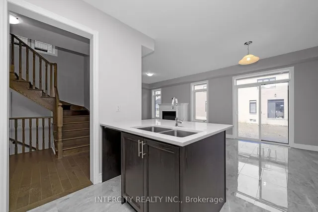 Additional image 14 of 75 Claremont Dr