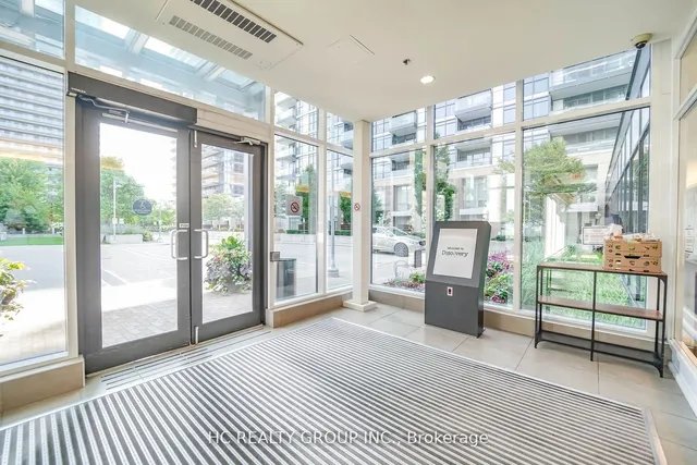 Additional image 3 of 15 Singer Crt Unit 1002