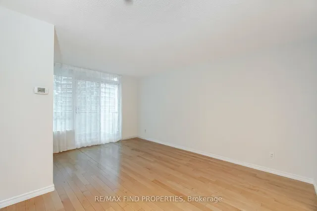 Additional image 13 of 12 Yonge St Unit 1505