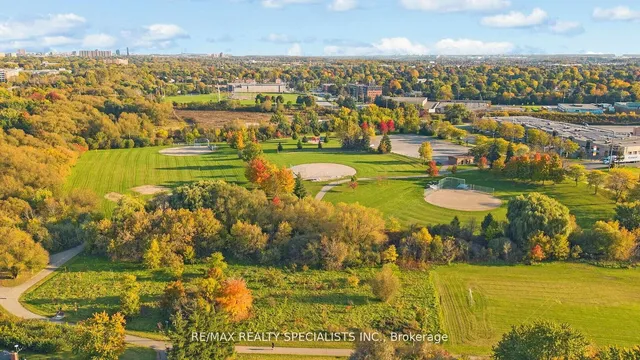 Additional image 29 of 13 Stillwater Cres