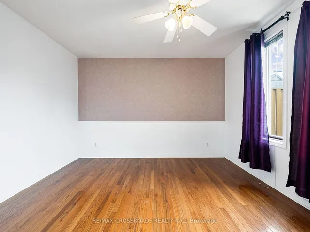 Additional image 10 of 92 Foxwell St