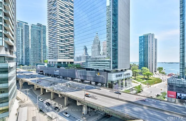 Additional image 7 of 14 York St Unit 6408