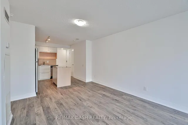 Additional image 16 of 25 Carlton St Unit 2010