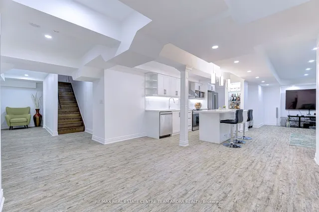 Additional image 32 of 25 Ladbrook Cres