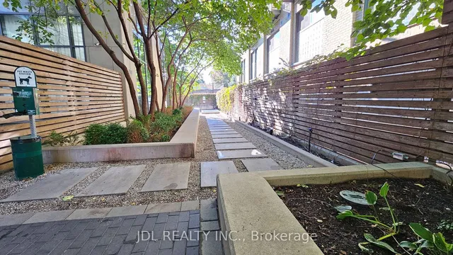 Additional image 18 of 775 King St Unit 521