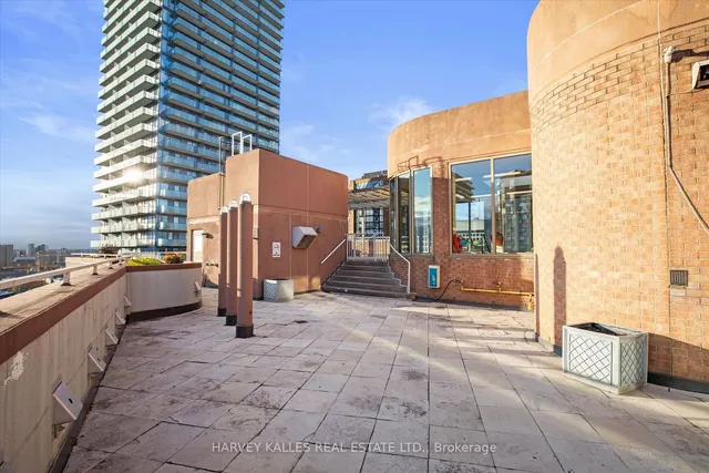 Additional image 25 of 1055 Bay St Unit 1008