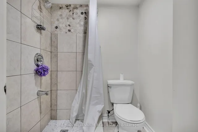 Additional image 36 of 65 New Pines Tr