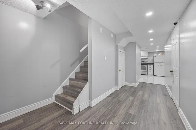 Additional image 19 of 29 Binder Twine Tr