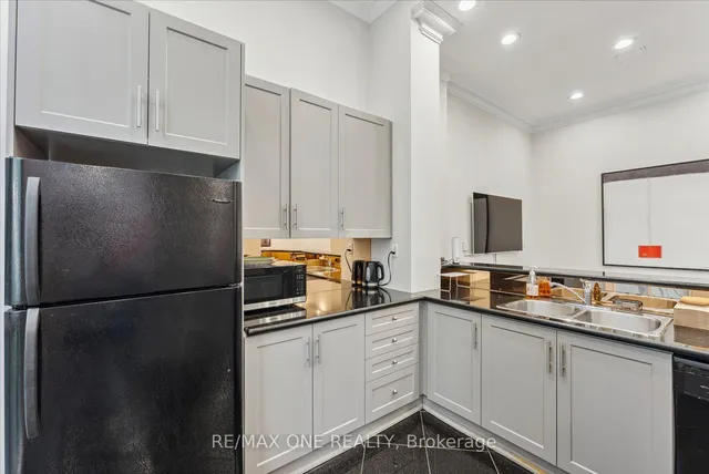 Additional image 13 of 7 Lorraine Dr Unit 909