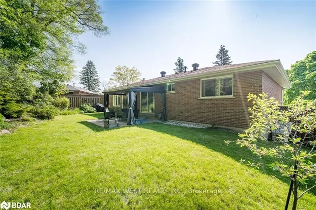 Additional image 22 of 127 Weir Cres