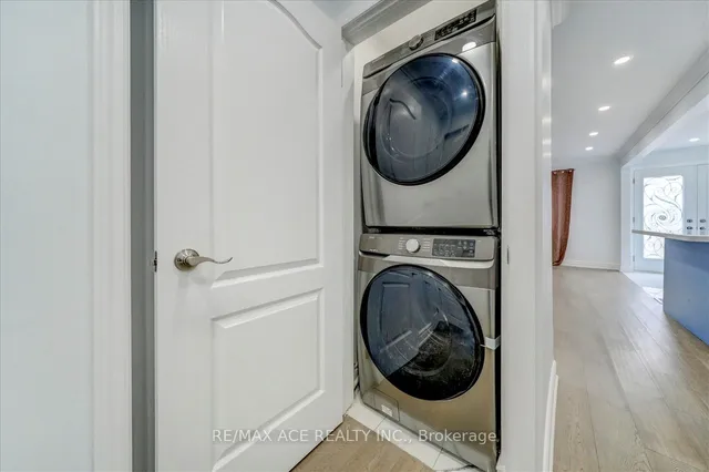 Additional image 20 of 20 Martindale Rd