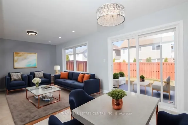 Additional image 3 of 215 Brisdale Dr