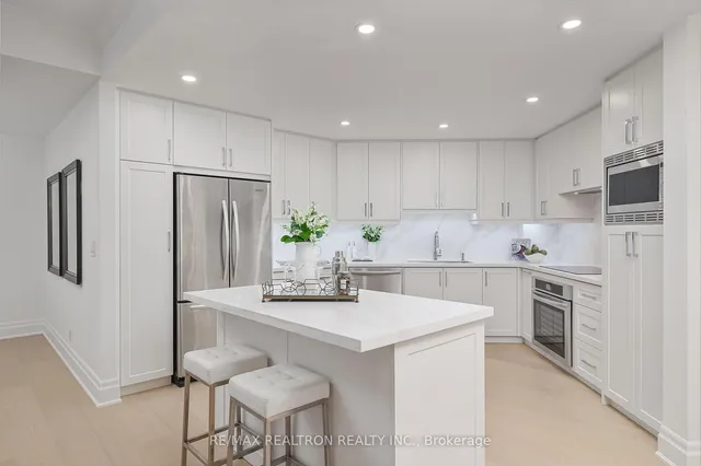 Additional image 11 of 342 Spadina Rd Unit 103