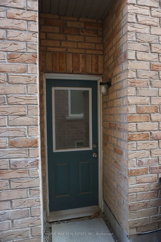 Additional image 36 of 67 Humberstone Cres