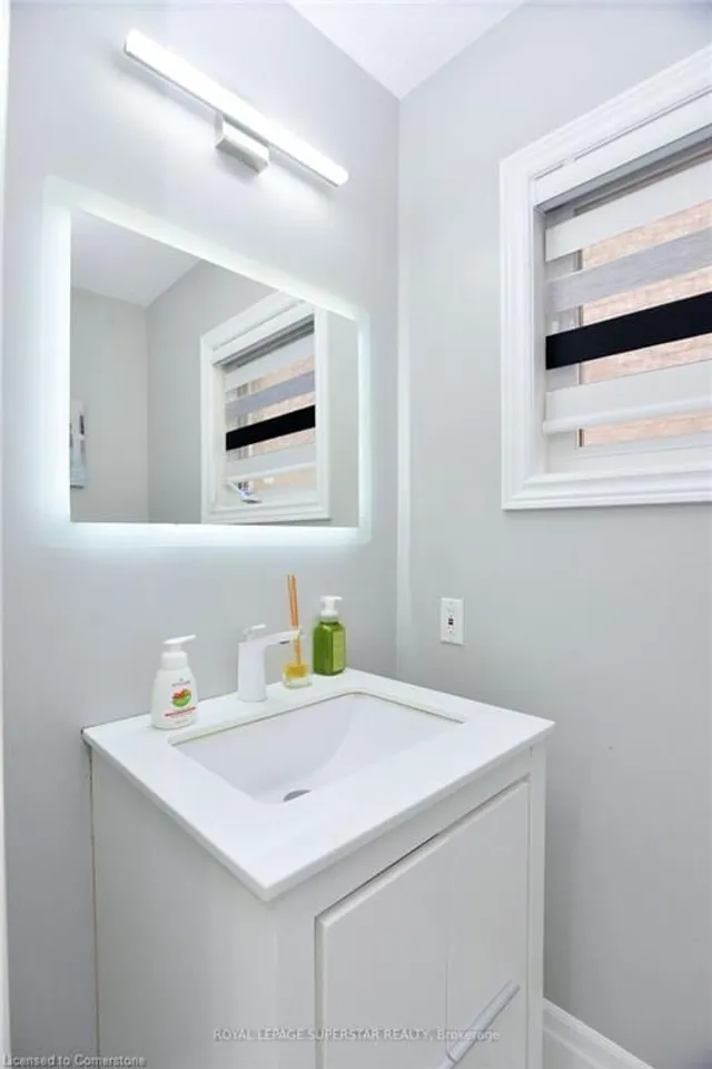 Additional image 11 of 12 El Camino Way