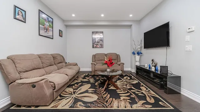 Additional image 9 of 88 Hollowgrove Blvd