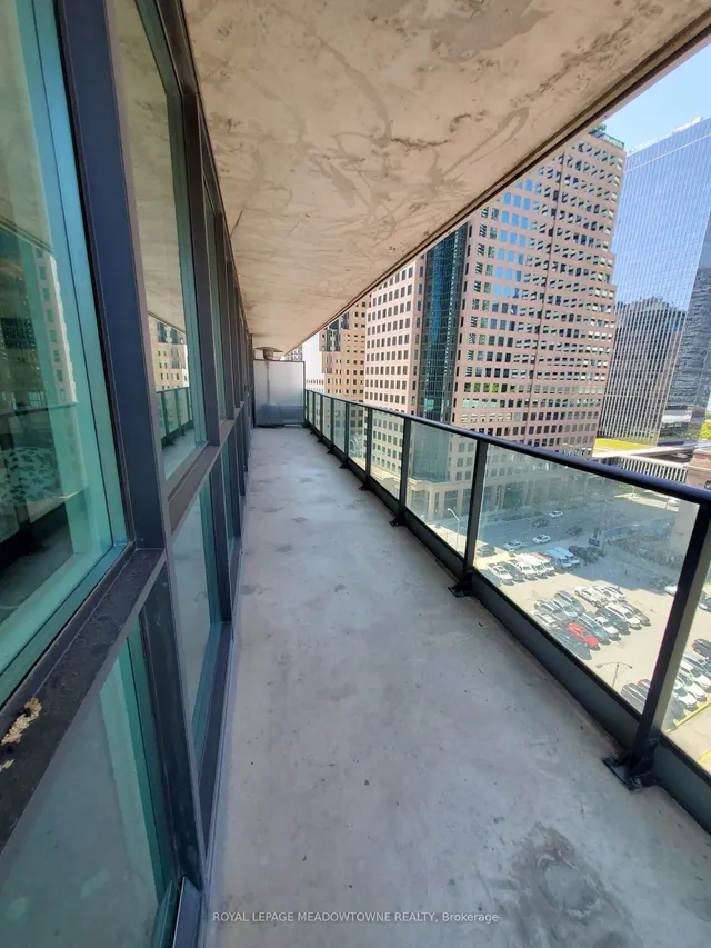 Additional image 28 of 33 Bay St Unit 1203