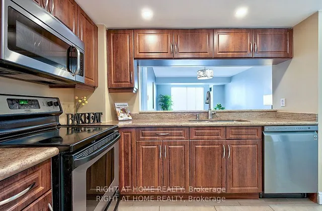 Additional image 4 of 101 Subway Cres Unit 206