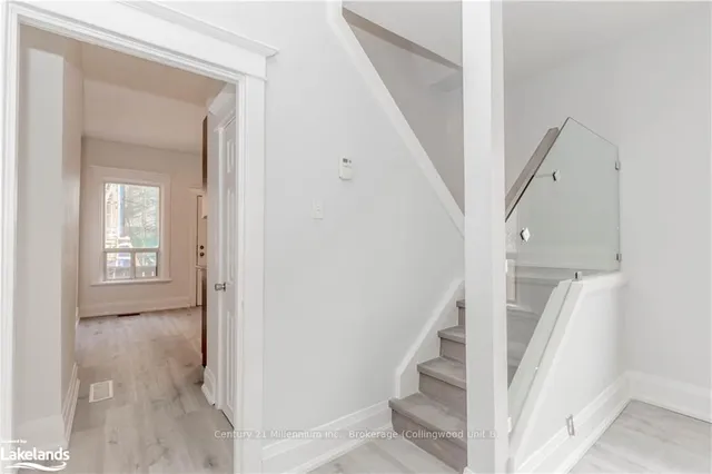 Additional image 32 of 69 LAING St