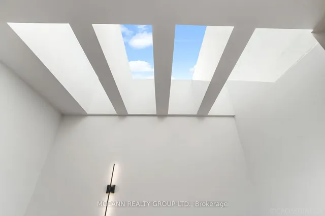 Additional image 17 of 45 Lanark Ave